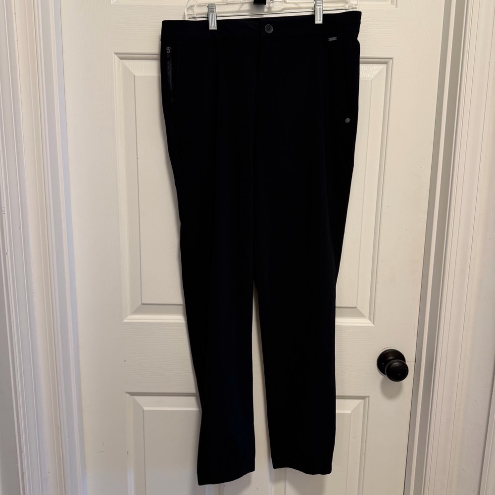 Vuori Fleet Chino Pant Athletic Slim Black Size Medium NWOT